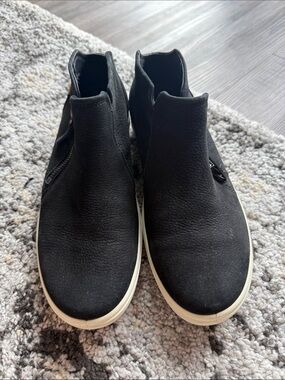 Woman’s Ecco Shoes size 41